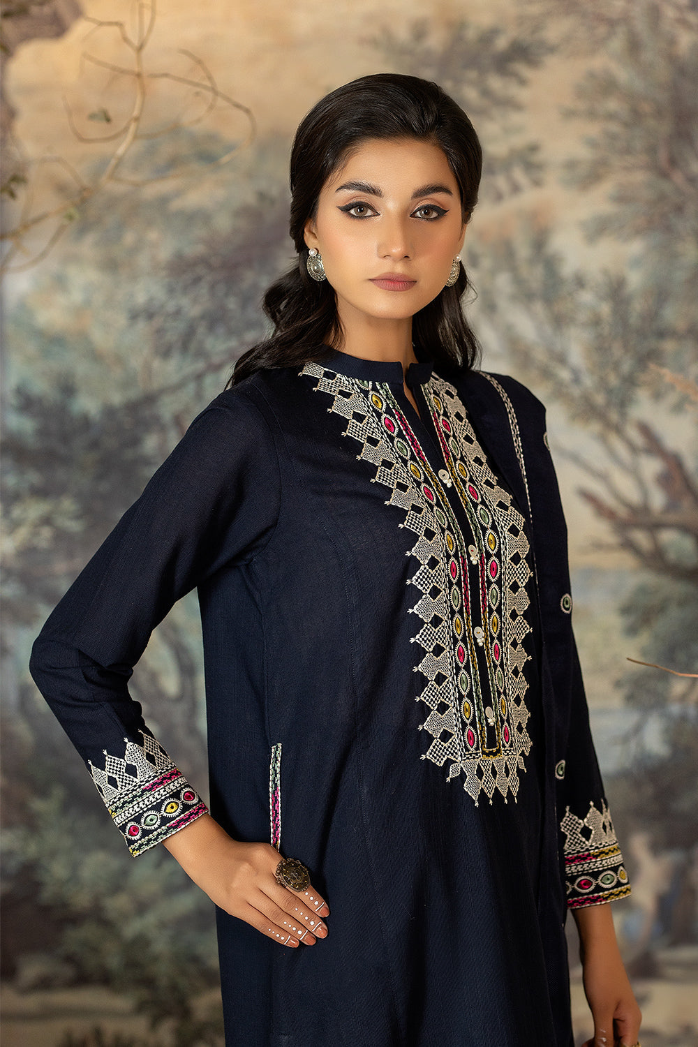 LW2-01 Blue Embroidered 3Pc